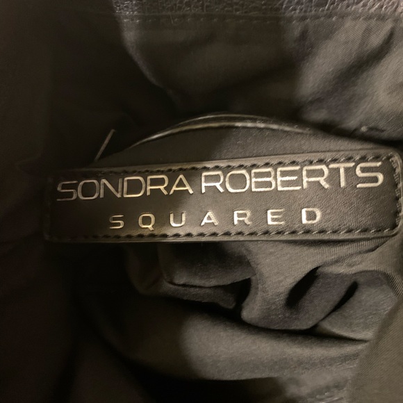 Sondra Robert’s 3 in 1 Purse - Picture 4 of 4